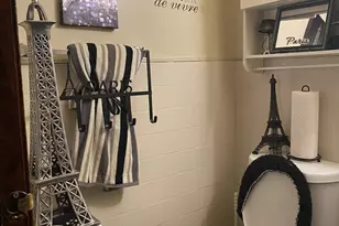 1115 Williamsburg Rd, Country Club Hills, IL 60478 - Photo 8