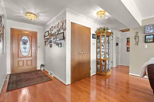 6225 W 129th St, Palos Heights, IL 60463 - Photo 4