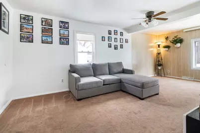 1019 S 5th Street, Dekalb, IL 60115 - Photo 14