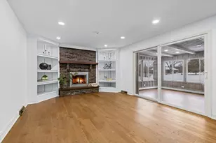 2527 Checker Rd, Long Grove, IL 60047 - Photo 10
