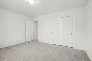 5815 Fairview Ln, Hoffman Estates, IL 60192 - Photo 14