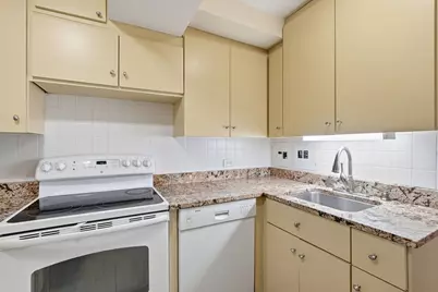 2909 N Sheridan Road #802, Chicago, IL 60657 - Photo 10