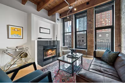 300 W Grand Avenue #209, Chicago, IL 60654 - Photo 6