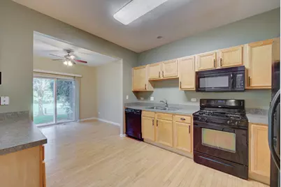 880 Countryfield Lane, Elgin, IL 60120 - Photo 8