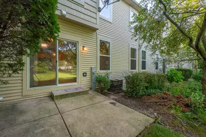 880 Countryfield Lane, Elgin, IL 60120 - Photo 20