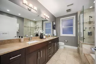 1242 W Jackson Blvd, Chicago, IL 60607 - Photo 16