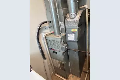 [Address not provided], Hanover Park, IL 60133 - Photo 8