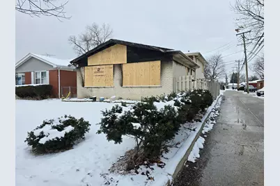 7542 Kostner Avenue, Skokie, IL 60076 - Photo 2