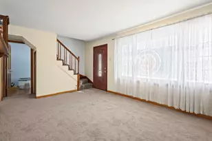 16016 Latrobe Ave, Oak Forest, IL 60452 - Photo 4