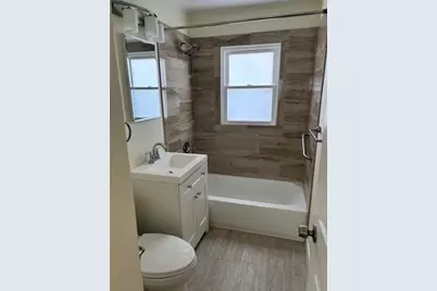 2001 Burr Oak Lane, Lindenhurst, IL 60046 - Photo 12