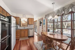 1706 S Chesterfield Dr, Arlington Heights, IL 60005 - Photo 10