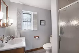 1706 S Chesterfield Dr, Arlington Heights, IL 60005 - Photo 16