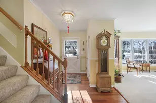 1706 S Chesterfield Dr, Arlington Heights, IL 60005 - Photo 4