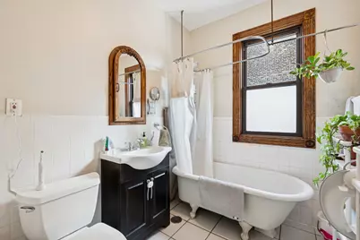 1049 N Oakley Boulevard, Chicago, IL 60622 - Photo 6