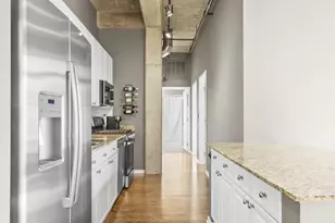 900 N Kingsbury St, Chicago, IL 60610 - Photo 32