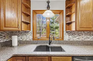 206 S Fox Run Dr, Mahomet, IL 61853 - Photo 16