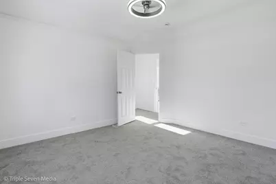 3002 Wesley Avenue, Berwyn, IL 60402 - Photo 16