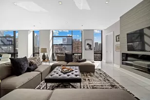 400 W Huron St, Chicago, IL 60654 - Photo 10