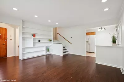 2208 Foster Street, Evanston, IL 60201 - Photo 2