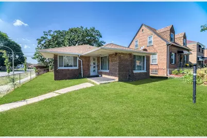 9760 S Dobson Avenue, Chicago, IL 60628 - Photo 1