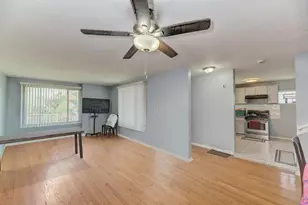 9760 S Dobson Ave, Chicago, IL 60628 - Photo 8