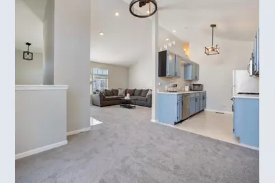 304 Nautical Way #D, Elgin, IL 60123 - Photo 6