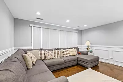 9521 S Michigan Avenue, Chicago, IL 60628 - Photo 10