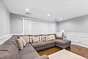 9521 S Michigan Ave, Chicago, IL 60628 - Photo 10