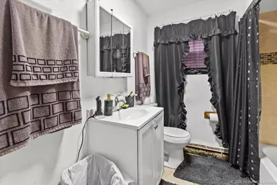 9521 S Michigan Avenue, Chicago, IL 60628 - Photo 18