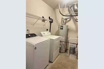 [Address not provided], Aurora, IL 60502 - Photo 12