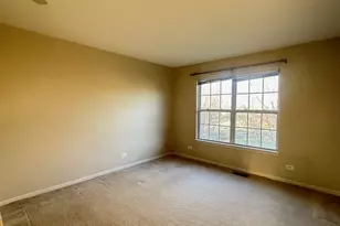 [Address not provided], Aurora, IL 60502 - Photo 8