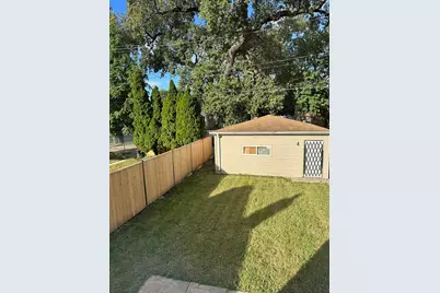 9202 S Lafayette Avenue, Chicago, IL 60620 - Photo 14