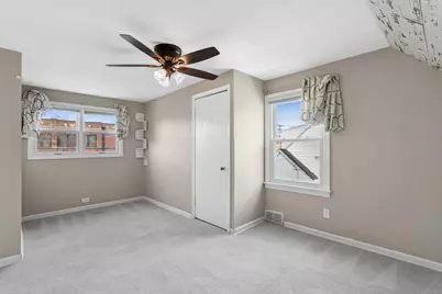 5910 Carol Avenue, Morton Grove, IL 60053 - Photo 12