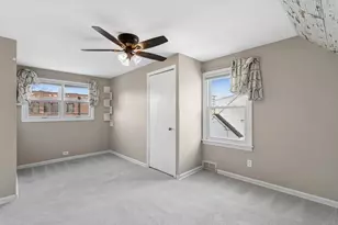 5910 Carol Ave, Morton Grove, IL 60053 - Photo 12