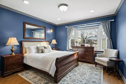 5910 Carol Avenue, Morton Grove, IL 60053 - Photo 10