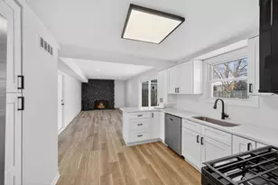 811 Copley Ln, Joliet, IL 60431 - Photo 10