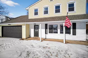 811 Copley Ln, Joliet, IL 60431 - Photo 2