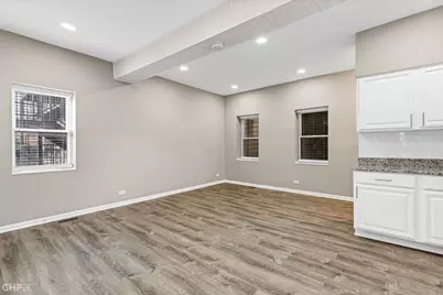 1426 W Walton Street, Chicago, IL 60642 - Photo 24
