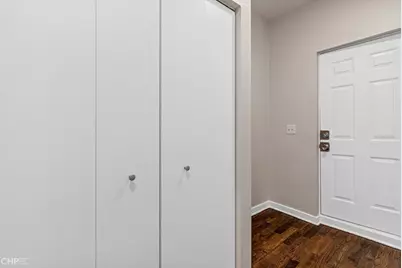 1426 W Walton Street, Chicago, IL 60642 - Photo 12