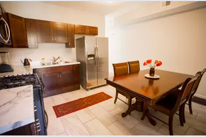 10435 S Corliss Avenue, Chicago, IL 60628 - Photo 4