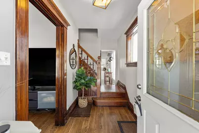 130 N Ellis Avenue, Wheaton, IL 60187 - Photo 2