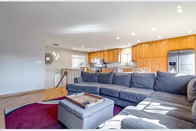 2325 Bayside Drive, Hanover Park, IL 60133 - Photo 8