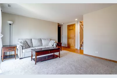 2325 Bayside Drive, Hanover Park, IL 60133 - Photo 18