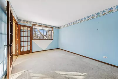 1S150 Spring Road #2I, Oakbrook Terrace, IL 60181 - Photo 8