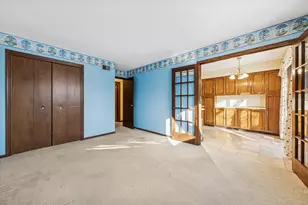 1S150 Spring Rd, Oakbrook Terrace, IL 60181 - Photo 6