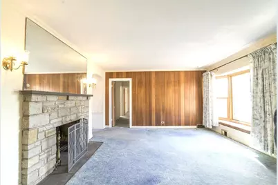 155 Cornell Avenue, Des Plaines, IL 60016 - Photo 2