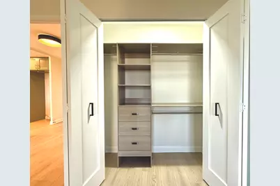 555 W Cornelia Avenue #1204, Chicago, IL 60657 - Photo 18