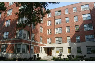 2630 W Berwyn Avenue #212, Chicago, IL 60625 - Photo 1