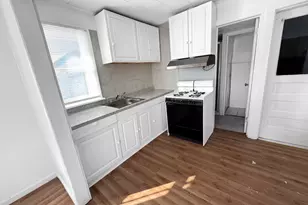 812 E Benton St, Morris, IL 60450 - Photo 4