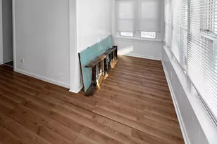 812 E Benton St, Morris, IL 60450 - Photo 2